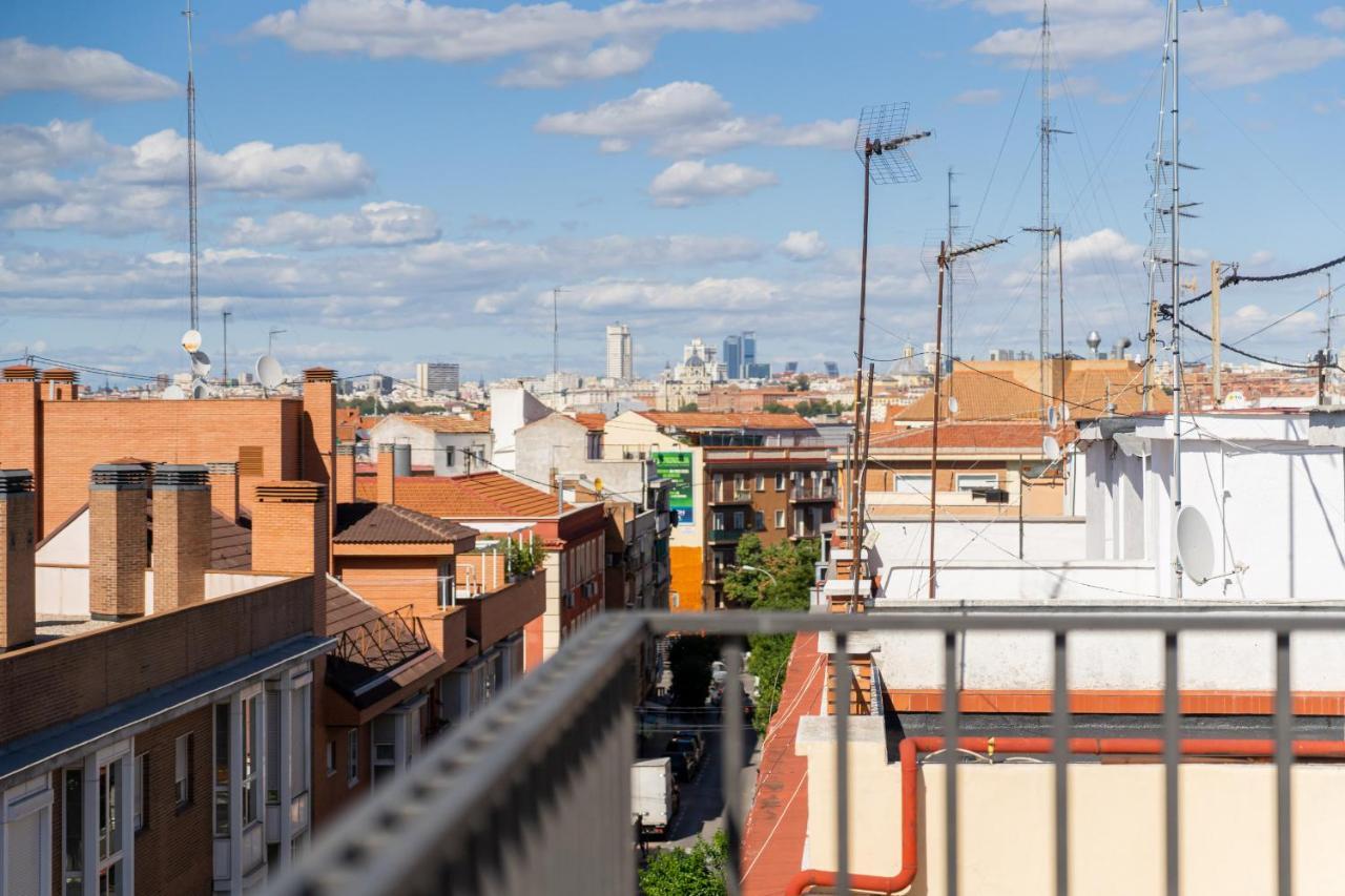 Atico Reformado En Madrid Rio Alquiler Temporal Apartment Luaran gambar